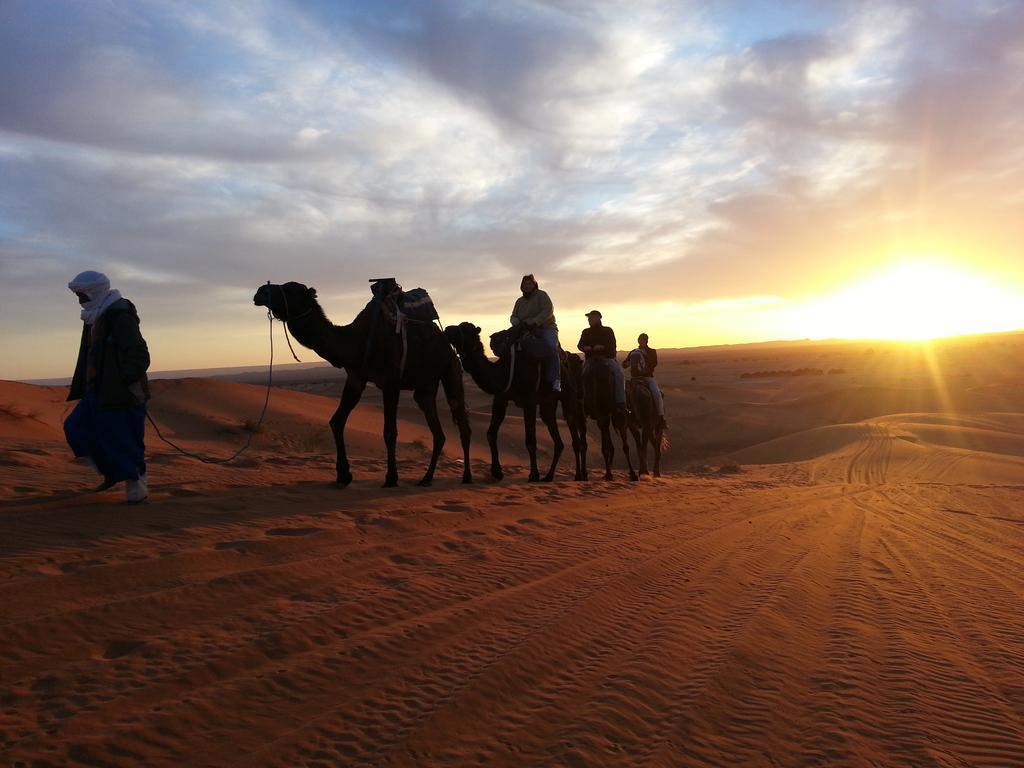 Bivouac Le Petit Prince Merzouga Buitenkant foto
