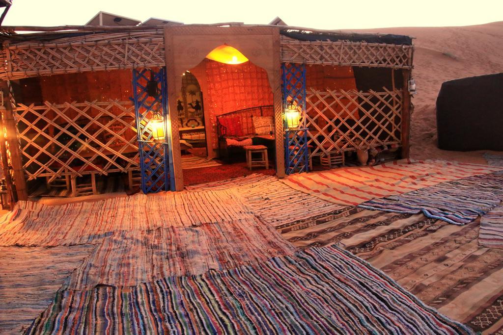 Bivouac Le Petit Prince Merzouga Buitenkant foto