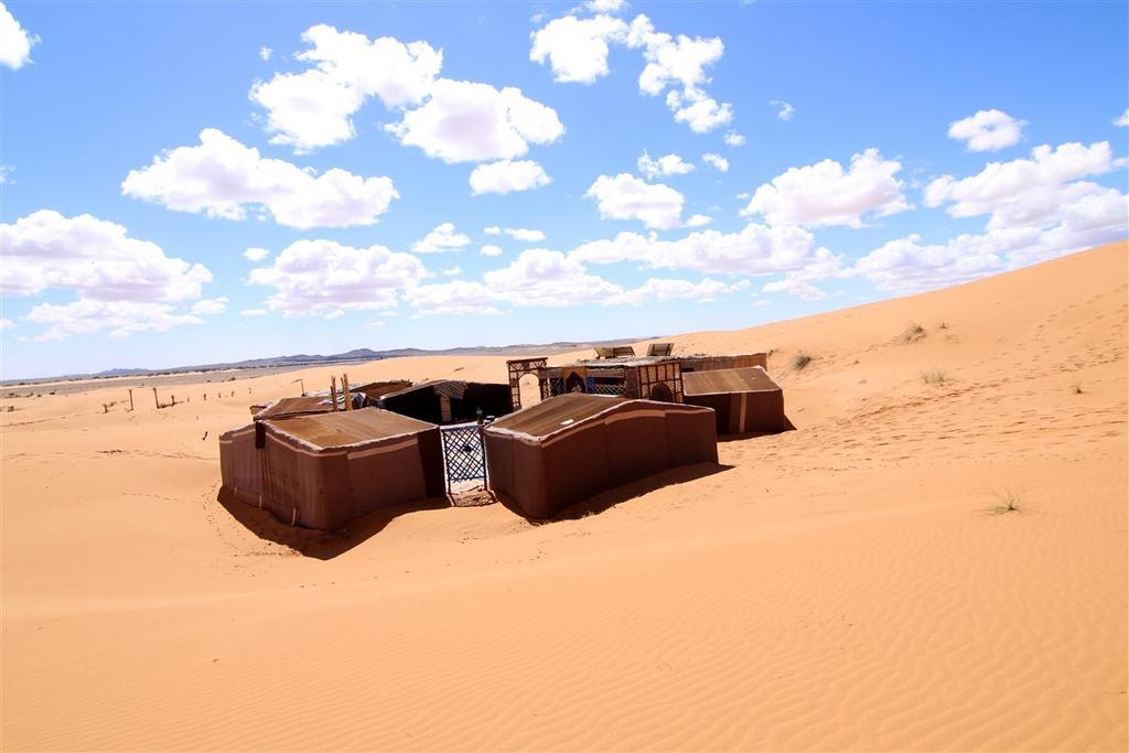 Bivouac Le Petit Prince Merzouga Buitenkant foto