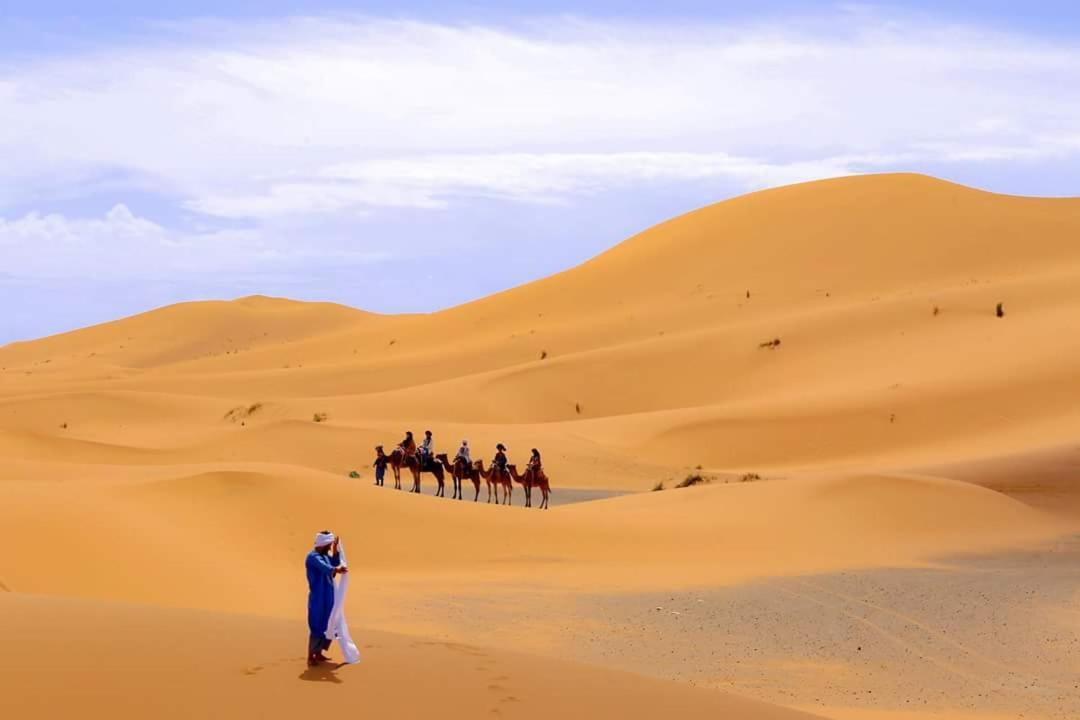 Bivouac Le Petit Prince Merzouga Buitenkant foto